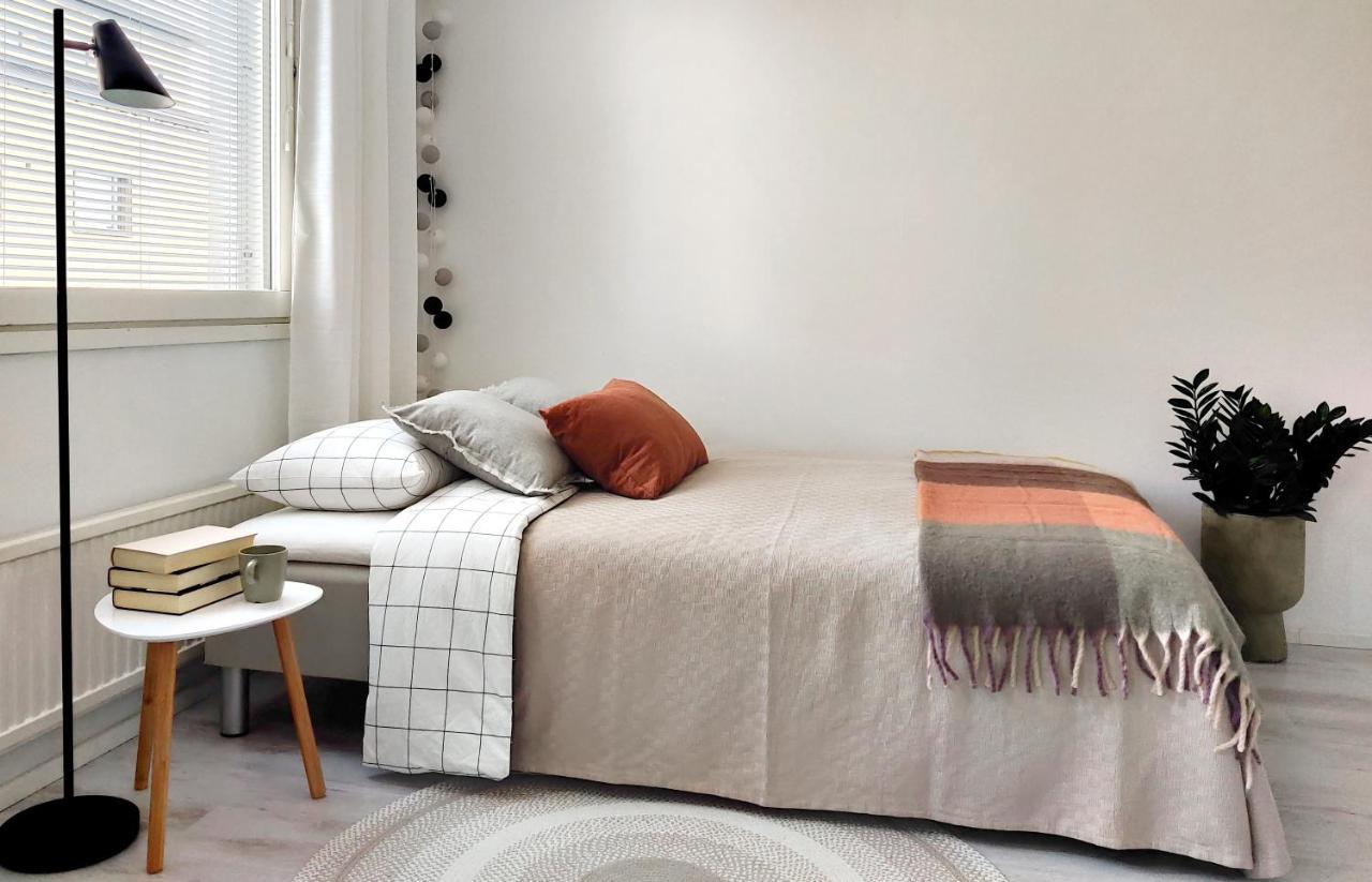 Beautiful Studio In The Heart Of Лахти Экстерьер фото
